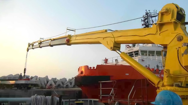 marine telescopic boom crane marine telescopic boom crane